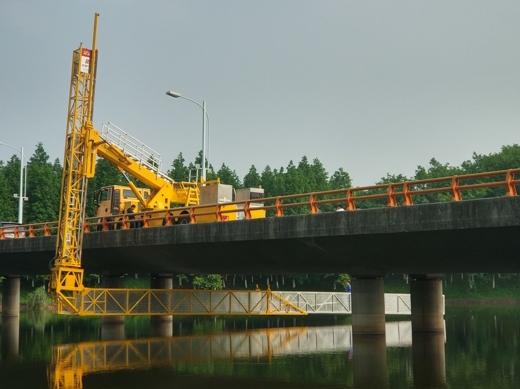 8X4 Platform Type Bridge Access Equipment Underbridge Repair And
