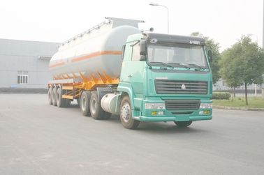 Chemical Liquid Tank Truck Semi Trailer With 3 Bpw Axle , Steel Aluminum