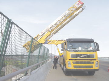 Platform Type Mobile Bridge Inspection Unit Truck Chassis 309 KW 420 HP