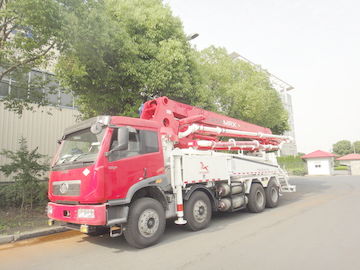 RHD 37m 8x4 FAW 380HP Concrete Pump Trucks with LNG engine